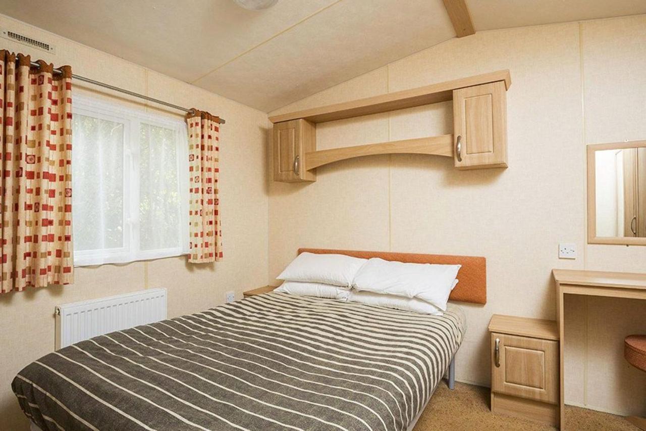 Whitecliff Bay Holiday Park 벰브리지 외부 사진