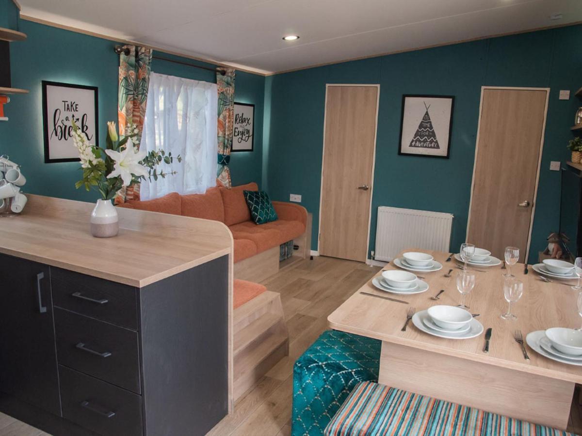Whitecliff Bay Holiday Park 벰브리지 외부 사진