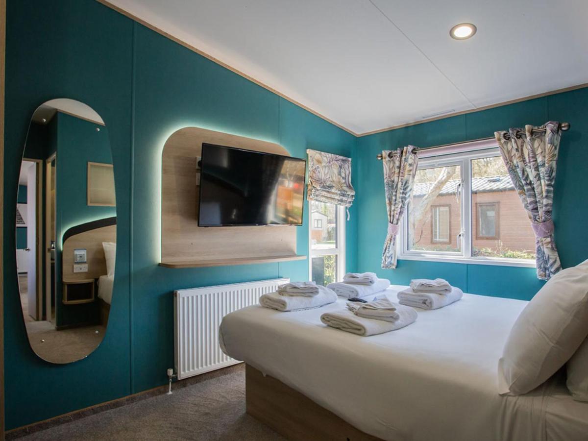 Whitecliff Bay Holiday Park 벰브리지 외부 사진
