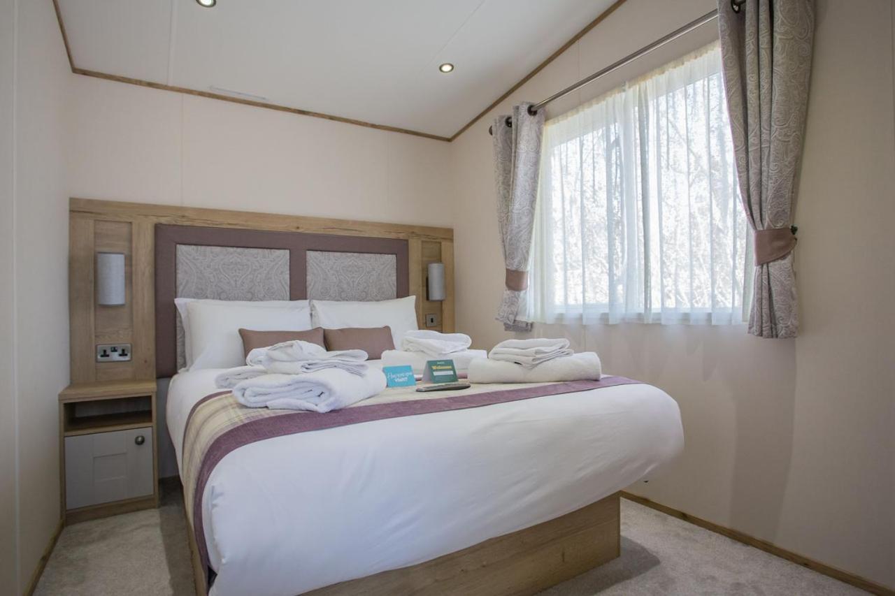 Whitecliff Bay Holiday Park 벰브리지 외부 사진