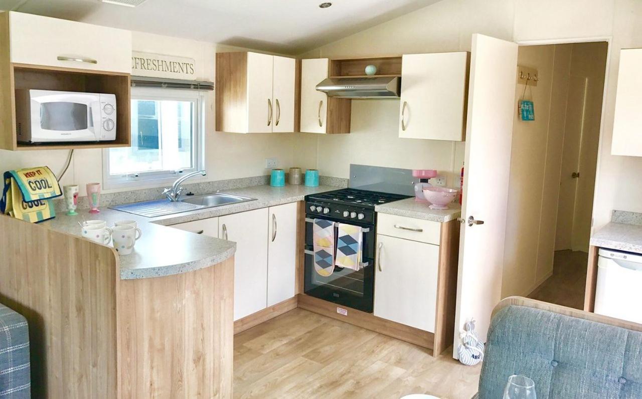 Whitecliff Bay Holiday Park 벰브리지 외부 사진