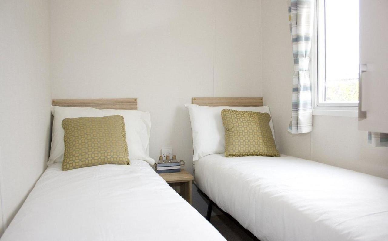 Whitecliff Bay Holiday Park 벰브리지 외부 사진