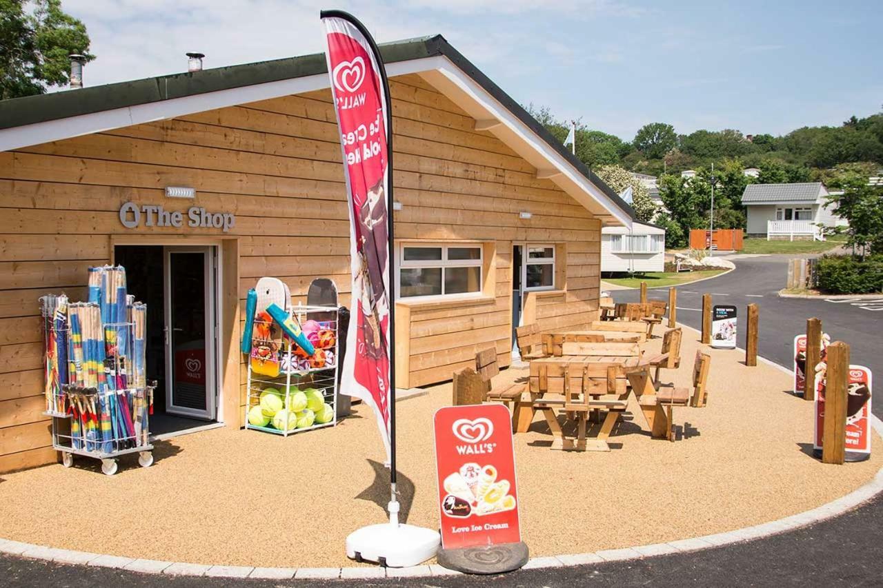 Whitecliff Bay Holiday Park 벰브리지 외부 사진