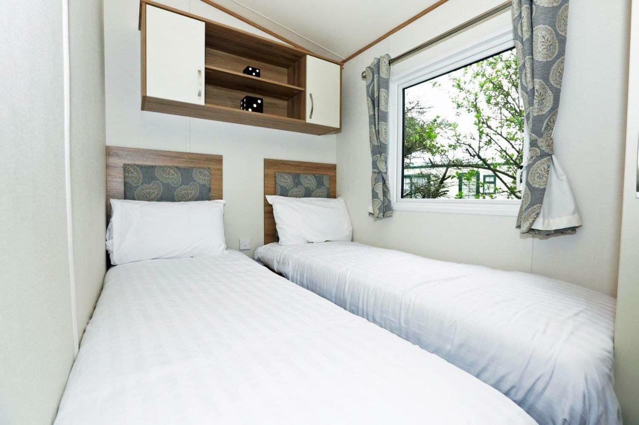 Whitecliff Bay Holiday Park 벰브리지 외부 사진