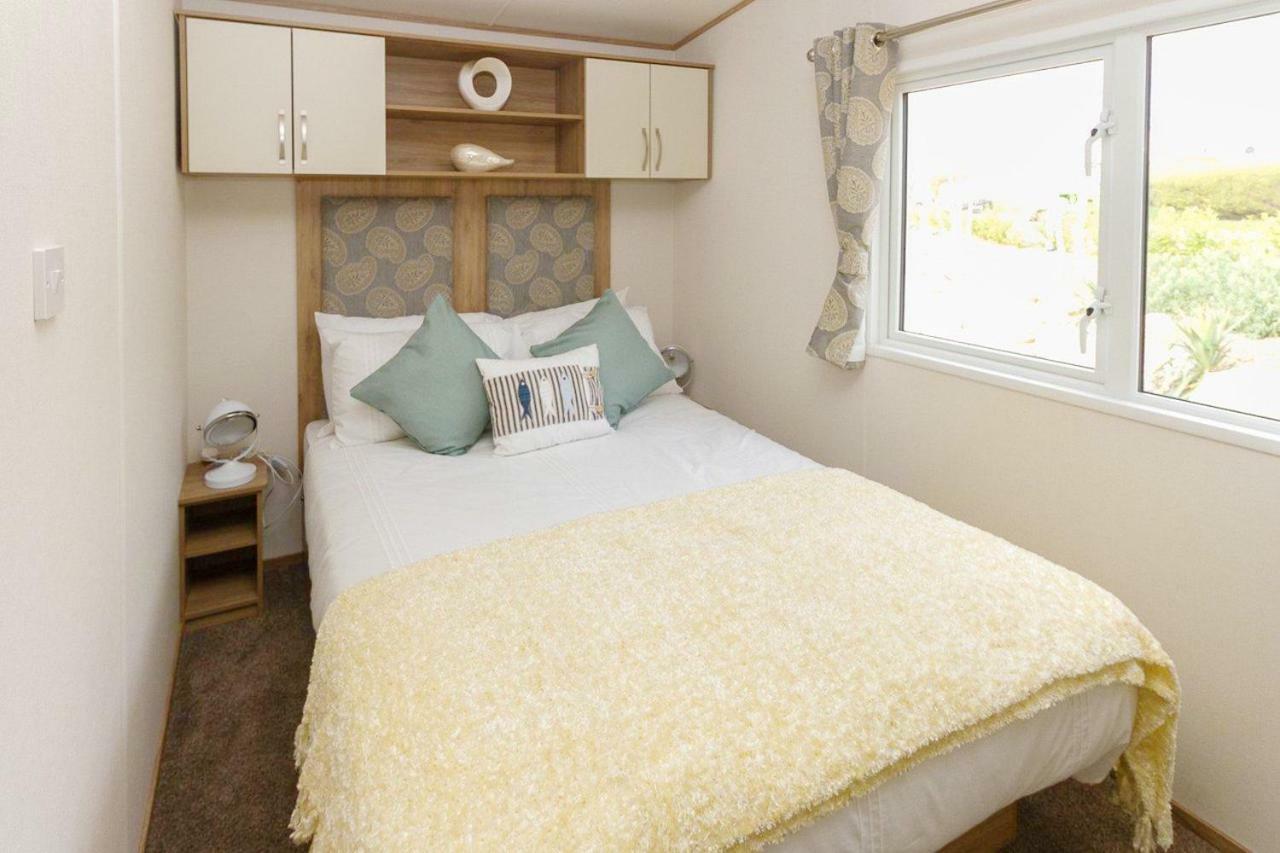 Whitecliff Bay Holiday Park 벰브리지 외부 사진